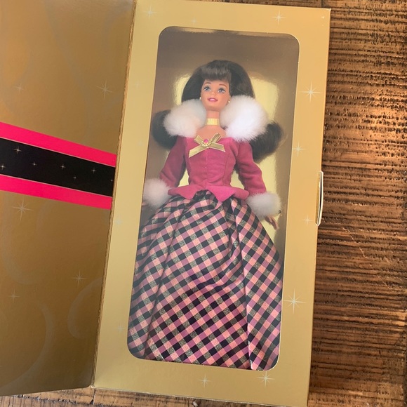 Barbie Other - Barbie Vintages AVON Winter rhaspsody
